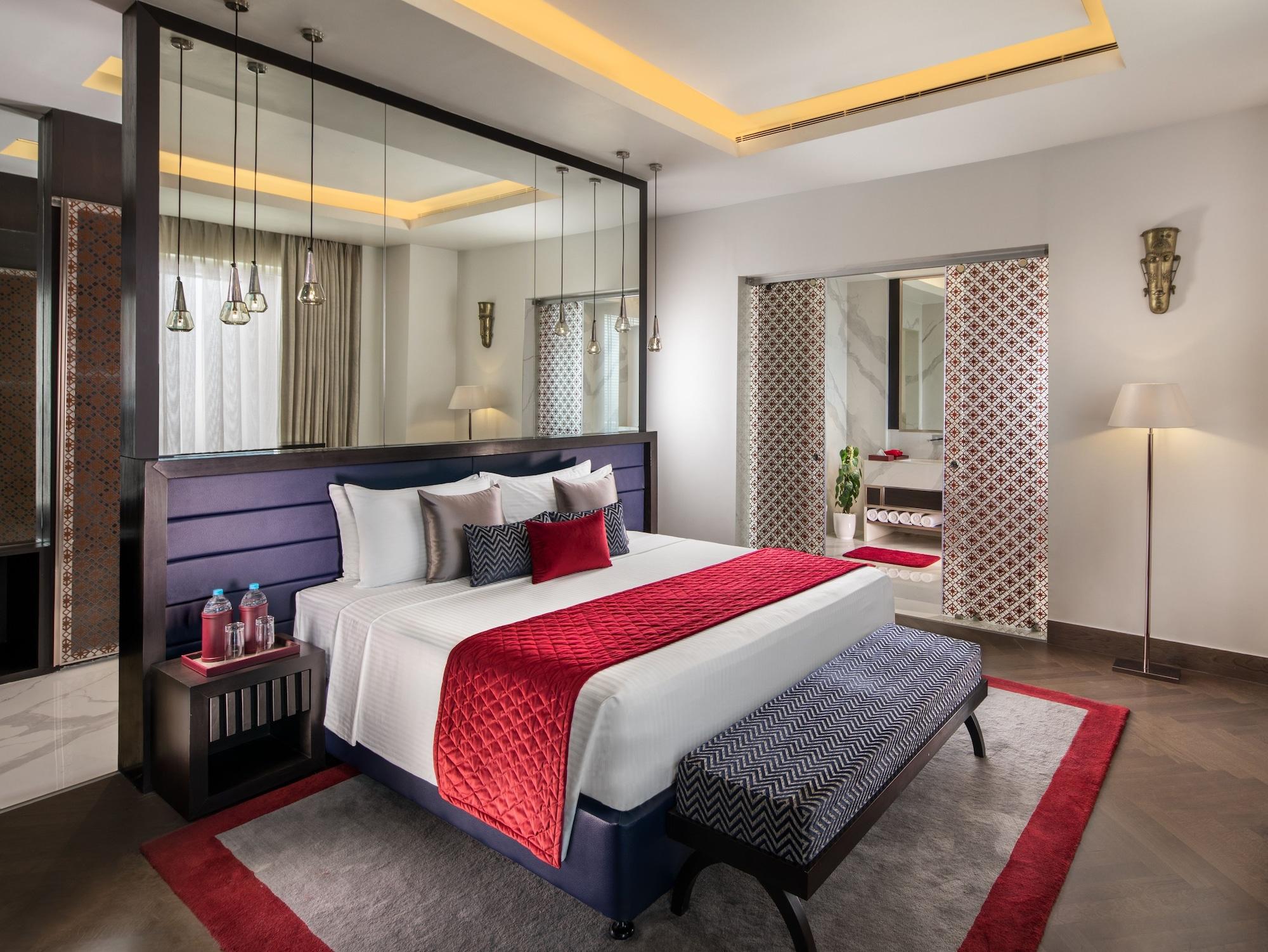 נוידה Sandal Suites By Lemon Tree Hotels מראה חיצוני תמונה
