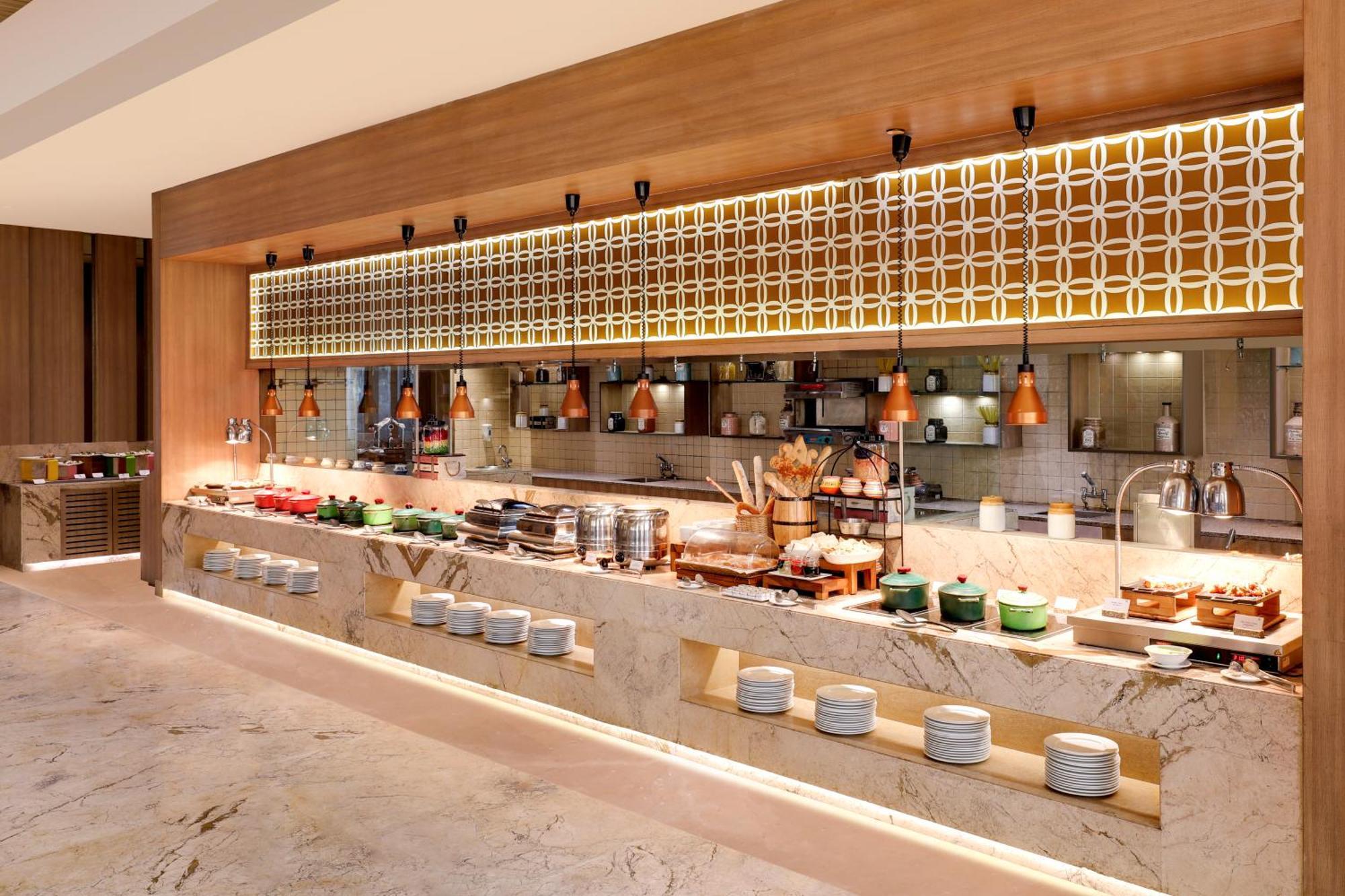 נוידה Sandal Suites By Lemon Tree Hotels מראה חיצוני תמונה