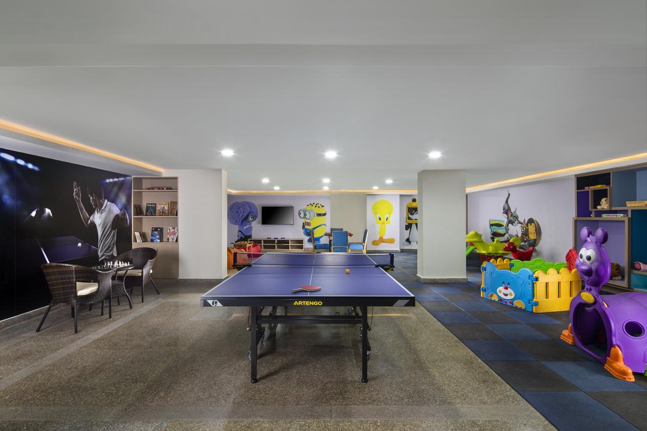 נוידה Sandal Suites By Lemon Tree Hotels מראה חיצוני תמונה