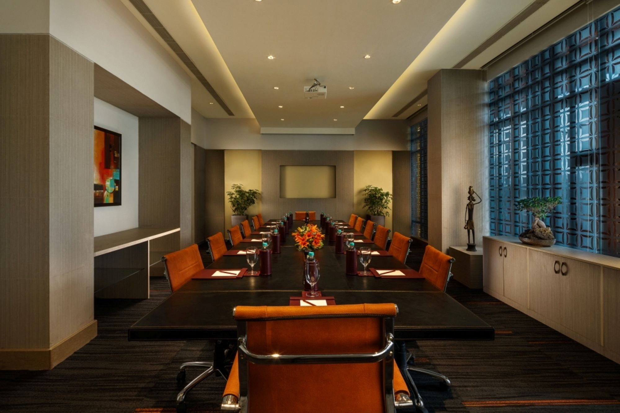 נוידה Sandal Suites By Lemon Tree Hotels מראה חיצוני תמונה